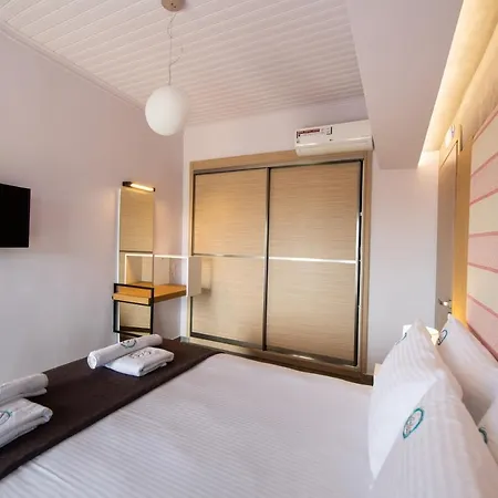 Aelia * Ágios Pétros